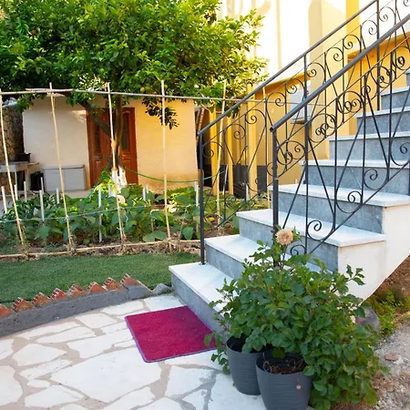 Lulumba Luxury House
