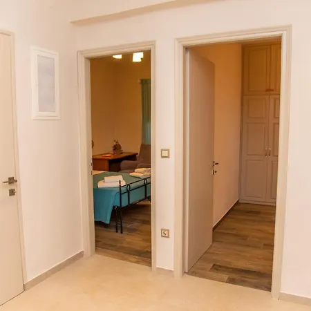 Holiday home Lulumba Luxury House