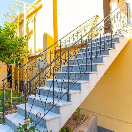 Lulumba Luxury House Dom wakacyjny Lákones