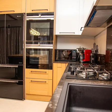 Lulumba Luxury House Holiday home Lakones