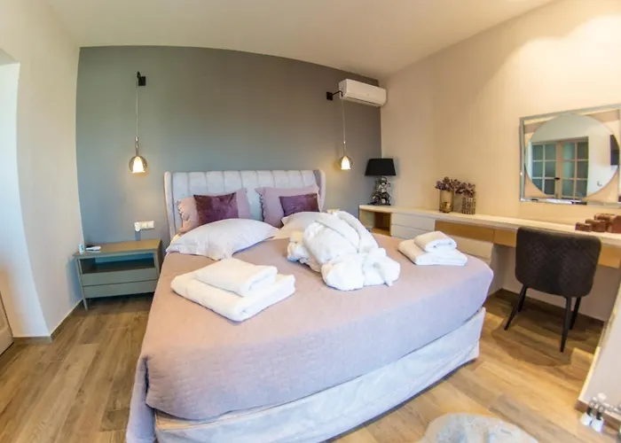 Lulumba Luxury House Lákones