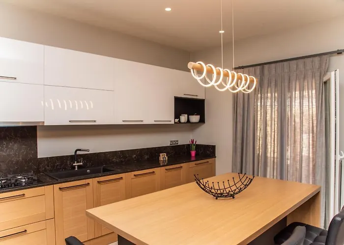 Lulumba Luxury House * Lákones