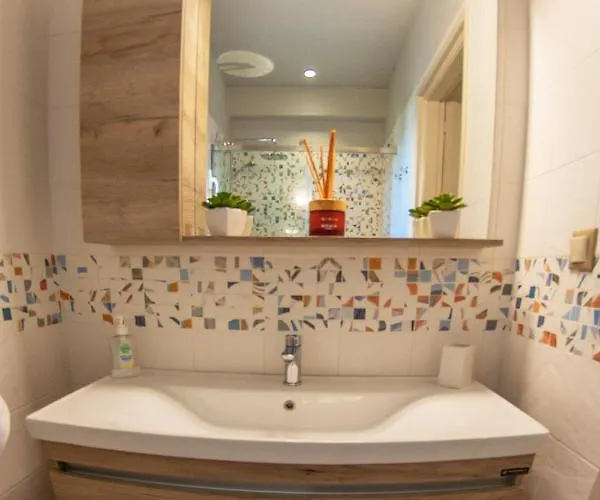 Lulumba Luxury House *